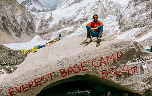 Everest Travel Guide